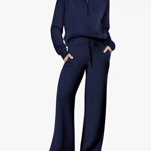NWOT Womens Chic Navy Wide Leg Athleisure Set, size Large